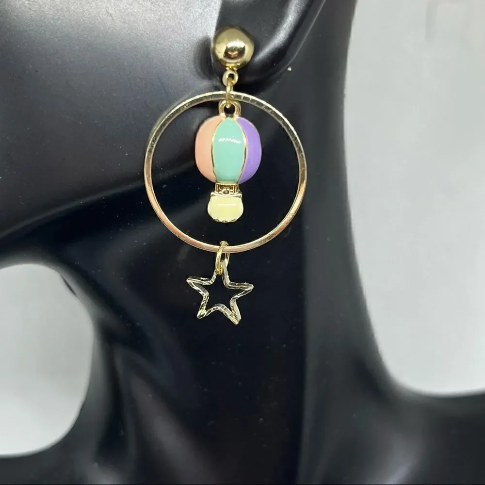 EARRINGS! Betsey Johnson Mismatched Cloud & Balloon post dangle BNWT
